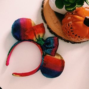 Rainbow 🌈 Minnie Ears! From Disneyland 2018